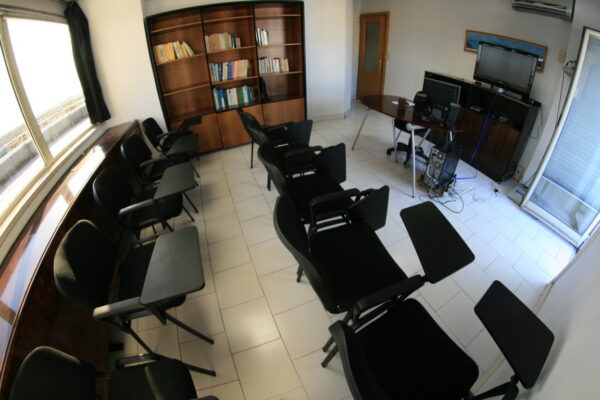 Napoli affitto aula sala eventi corsi formazione riunioni € 69 giorno - immagine 5